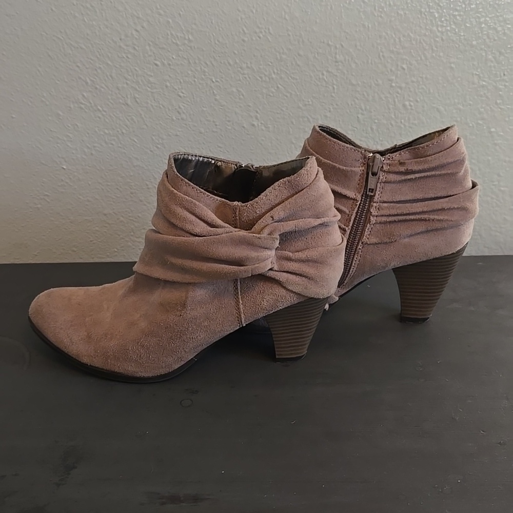 Andrew Geller Taupe Ankle Boots size 6.5 - Picture 4 of 7